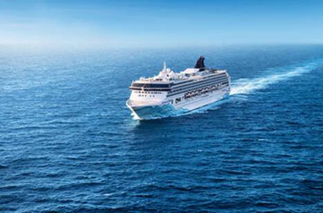 Norwegian Spirit at sea