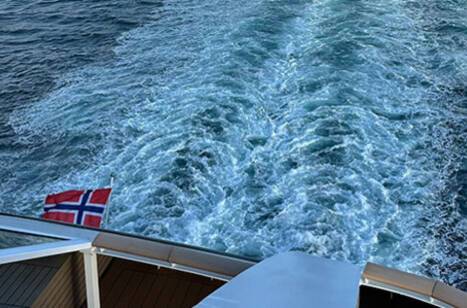 Wake views from the aft of MS Fridtjof Nansen