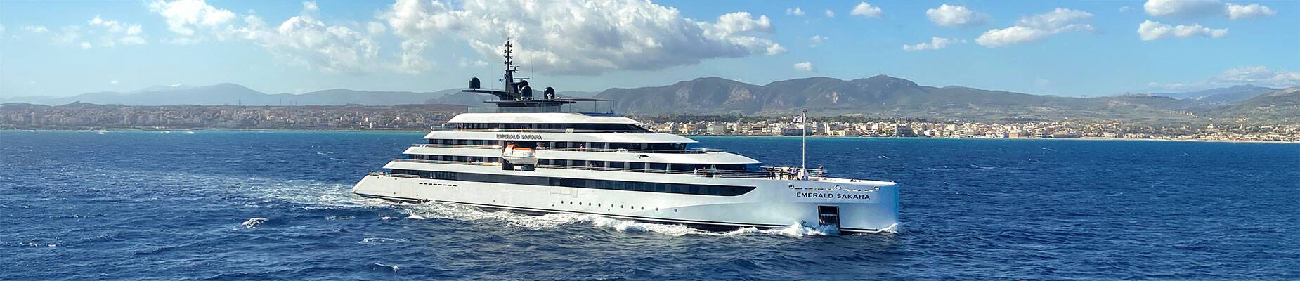 Emerald Sakara at sea