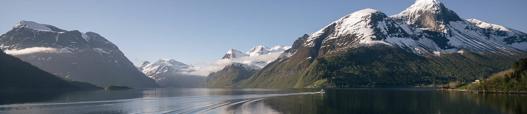 A panoramic view of Hjorundfjord