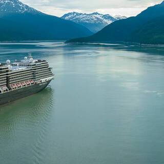 Holland America Line ships by size | ROL Cruise Blog