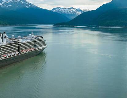 Holland America Line ships by size | ROL Cruise Blog