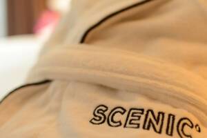 Balcony Suite (PA), Dressing Gown, Scenic Crystal