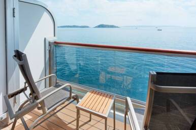 Britannia Balcony Balcony, Queen Elizabeth, Cunard