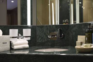 Standard Cabin Bathroom, Middle Deck, MS Douro Splendour, Riviera Travel