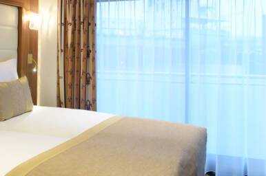 Standard Suite, Ruby Deck, MS Jane Austen, Riviera Travel