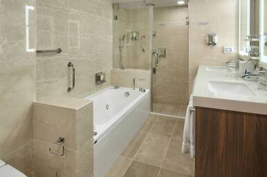 Neptune Suite Bathroom, Rotterdam