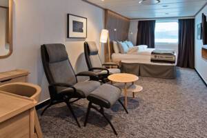 Arctic Superior (TT), MS Roald Amundsen, HX Expedition