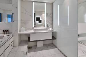 Penthouse Suite bathroom, Celebrity Ascent