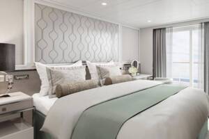 Penthouse Suite, Seven Seas Grandeur