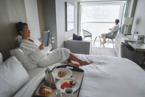 Edge Stateroom room service, Celebrity Ascent