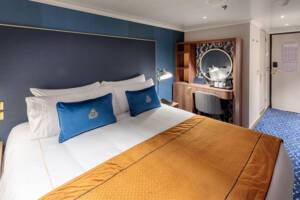 Standard Inside Bedroom, Queen Anne, Cunard - Image based on an IE grade, configuration may differ