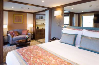 Deluxe Suite, Upper Deck (Configuration may vary), MS Douro Elegance, Riviera Travel