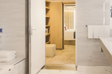 Sky Suite Bathroom, Sun Princess, Princess Cruises