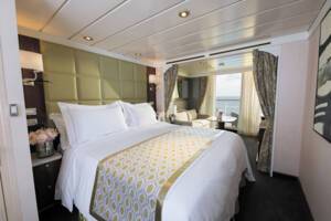Concierge Suite Bedroom, Seven Seas Mariner, Regent Seven Seas
