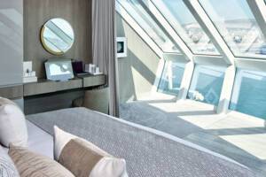 Iconic Suite, Celebrity Apex