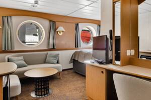 Arctic Superior Cabin (QJ), MS Trollfjord, Hurtigruten