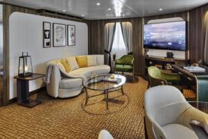 Signature Suite, Living Area, Seabourn Pursuit