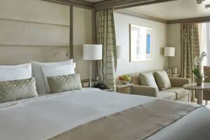 Silver Dawn Classic Veranda Suite Bedroom