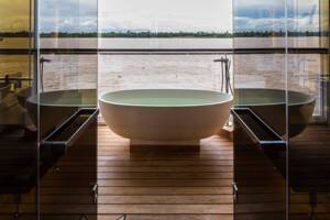 Bathroom, Royal Panorama Suite (RS), Scenic Spirit