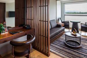 Dressing Area, Grand Deluxe Suite (RD), Scenic Spirit