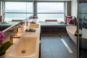 Bathroom, Owner's Penthouse Suite (OP), Scenic Eclipse II