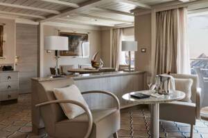 Silver Wind Owners Suite