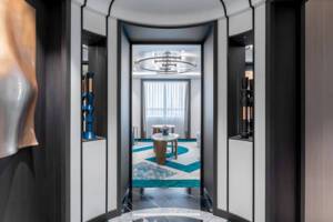 Grand Suite Entrance, Queen Anne, Cunard