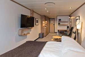 Arctic Superior (TT), MS Roald Amundsen, HX Expedition