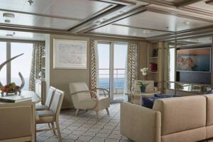 Owner's Suite living area, Silver Muse