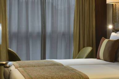 Standard Stern Cabin, Middle Deck, MS Douro Splendour, Riviera Travel