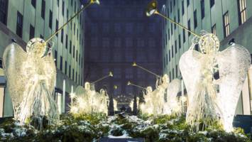 View Cruise2026 Festive New York to Southampton by Land & SeaDeal