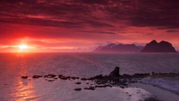 View CruiseNo-Fly 2027 Scandinavia & Land of the Midnight SunDeal