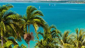 View CruiseQueenslandDeal