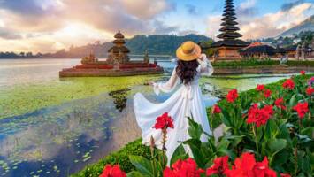 View CruiseExclusive 2028 Singapore to Sydney, Ft. Indonesia, Bali & AustraliaDeal