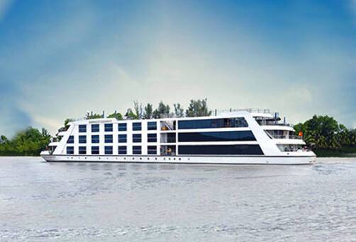 Emerald Harmony, Emerald Cruises