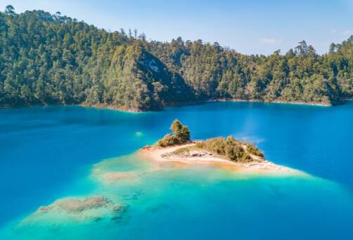 Expedition Montebelos Islands