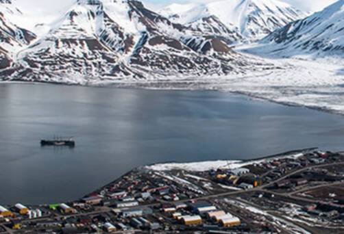 A panoramic view of Longyearbyen