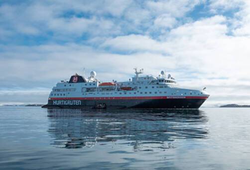 MS Spitsbergen, Hurtigruten