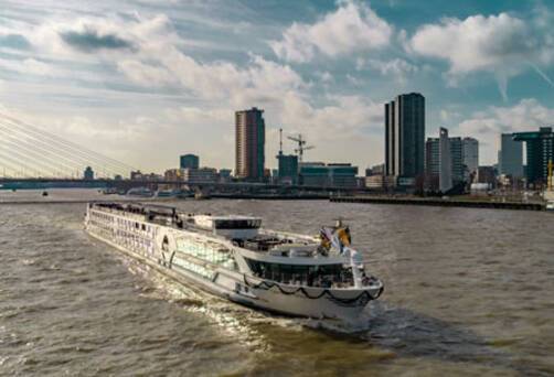 MS Geoffrey Chaucer, Riviera Travel