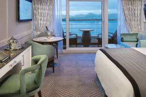 Penthouse Suite, Bedroom, Regatta, Oceania Cruises