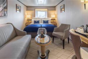 Britannia Oceanview Bedroom, Queen Mary 2, Cunard