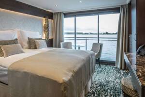 Standard Suite Bedroom (1), MS William Wordsworth, Riviera Travel