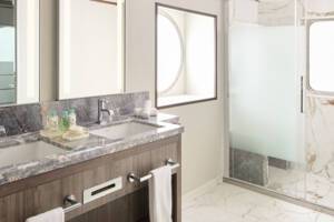 The Haven Owner's Suite, Norwegian Jewel