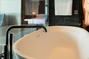 Bathtub, Royal Owner's Suite, Scenic Opal