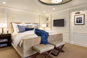 Owner's Suite Bedroom, Marina, Oceania Cruises