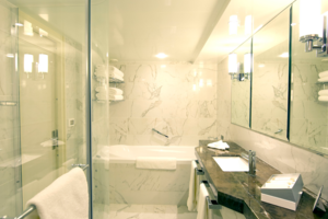 Suite Bathroom, Britannia, Princess Cruises