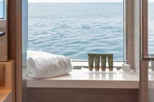 Deluxe Veranda Suite