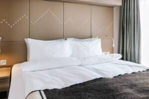 Expedition Large Suite Bedroom MD, HX Expedition