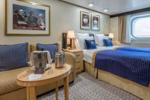 Britannia Oceanview Bedroom, Queen Elizabeth, Cunard - Image based on an EF grade, configuration may differ